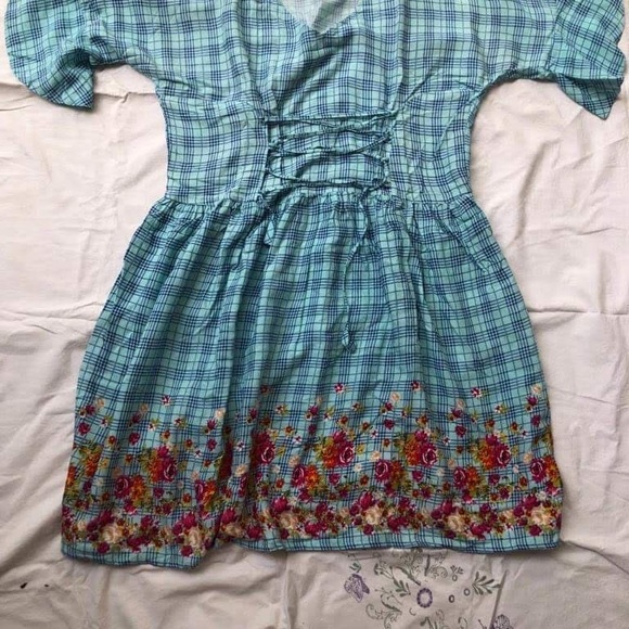 Blue floral dress with plaid - Picture 9 of 9